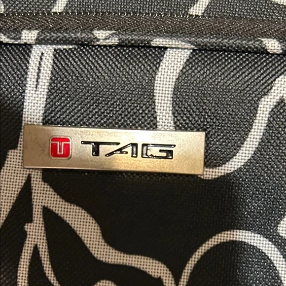 Tag Black and White Floral Laptop Bag - Picture 9 of 9